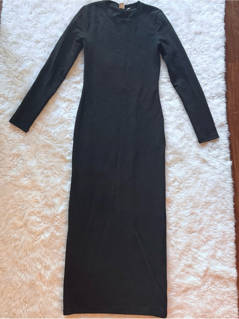 Aritzia TNA black waffle knit maxi casual dress - Picture 2 of 6